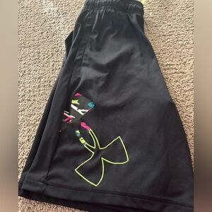 Under Armour Size medium